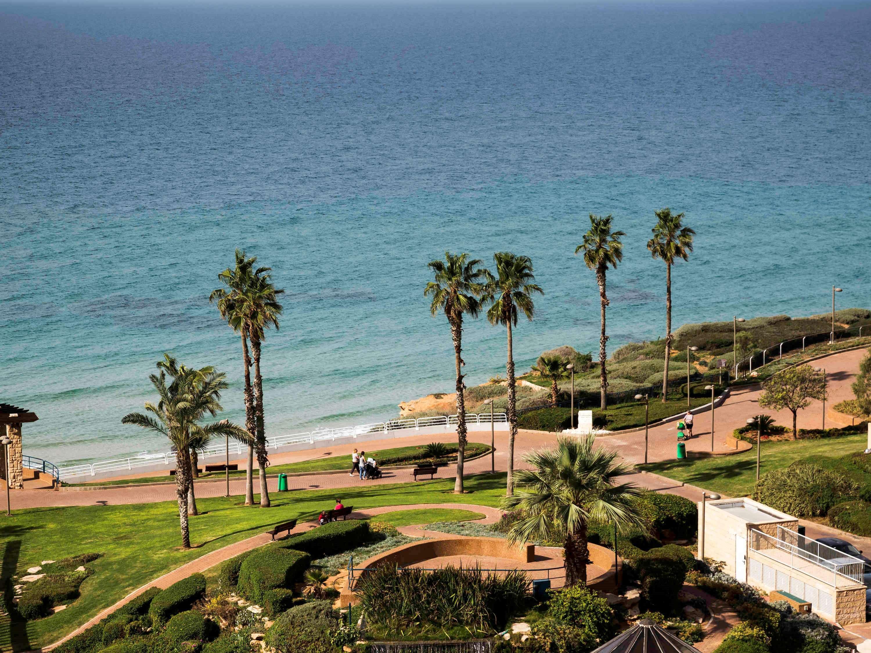 David Tower Hotel Netanya By Prima Hotels - 16 Years Plus Ngoại thất bức ảnh View of the Mediterranean Sea from the campus
